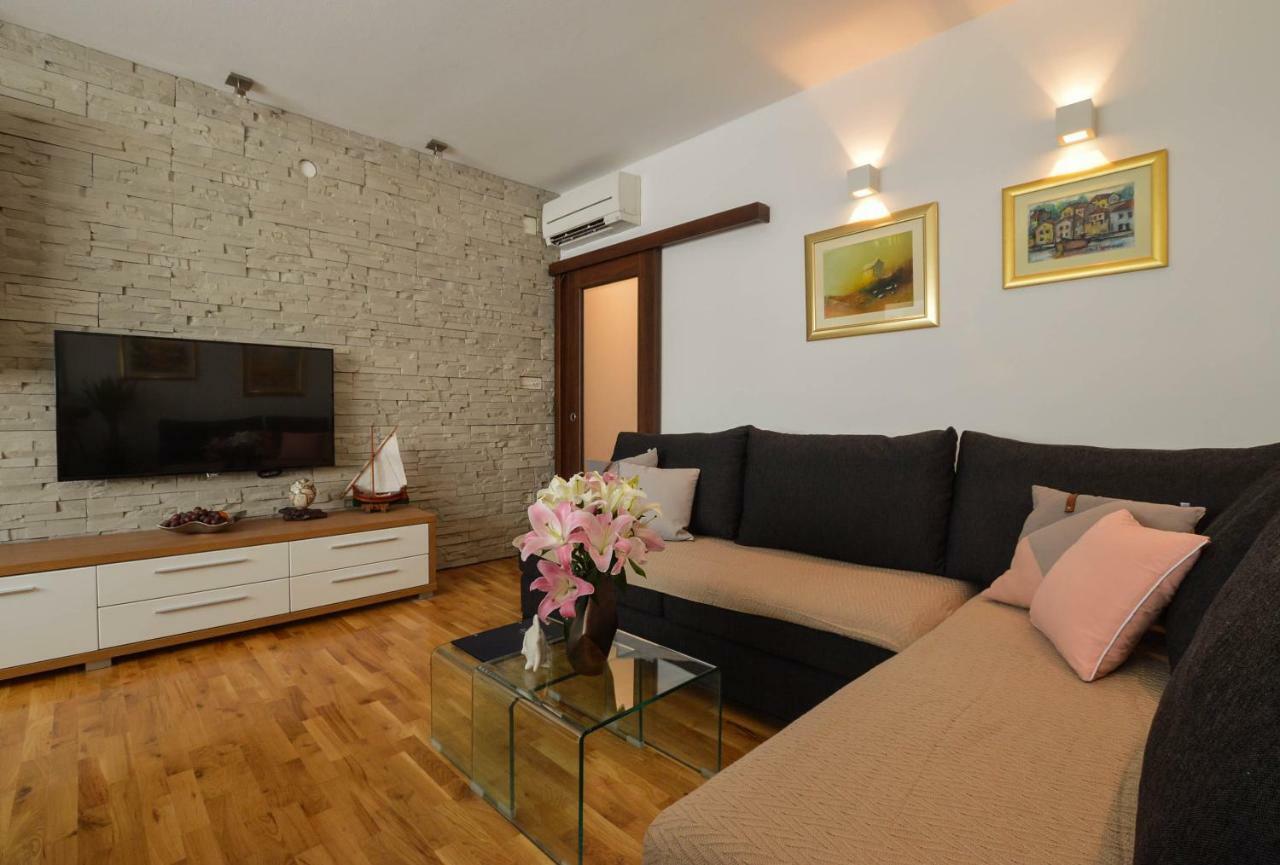 Kolombo Lux Apartment Split Luaran gambar